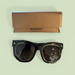 Burberry Black Oversized Sunglasses with Tan Case